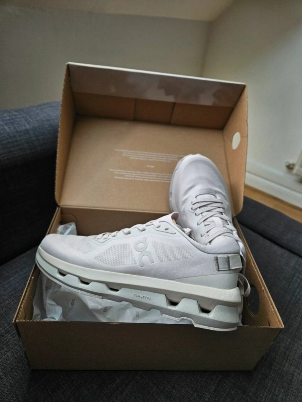 On Cloud Cloudzone Pearl Truffle Women's US 7.5 / EU 38.5 - Picture 2 of 6